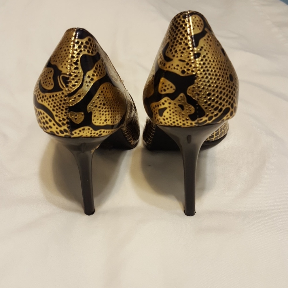 High heels - Picture 3 of 4